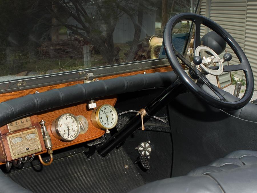 Торпедо Sunbeam 12/16 HP Open Tourer 1913 года  (фото 9 из 10)